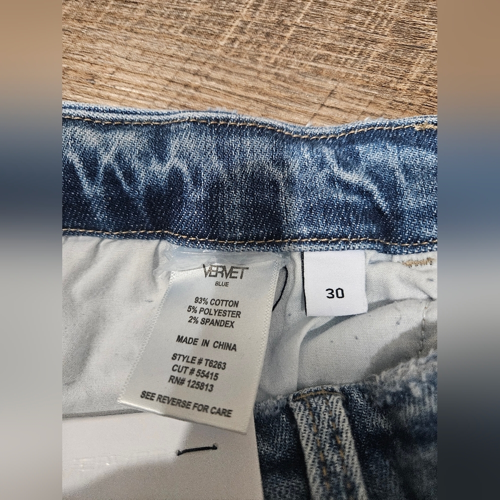 Vervet Women's Classic Straight Leg Jeans - Blue - Picture 9 of 9